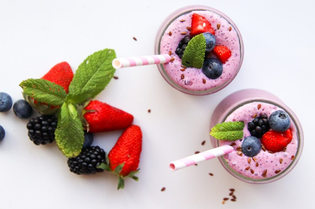 berry smoothie bowl